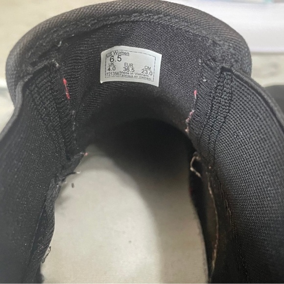 Black Vans Asher Mid High-Top Slip-On Shoes - Picture 5 of 8